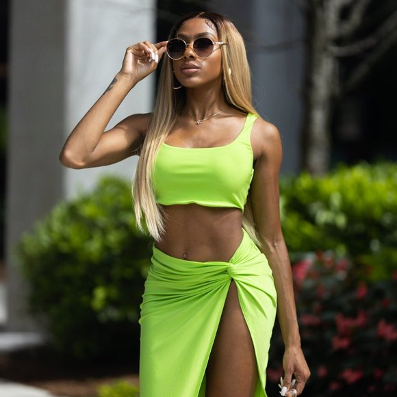 Neon Green Lightweight 2-Piece Skirt Set W/ Exposed Leg - Picture 4 of 8